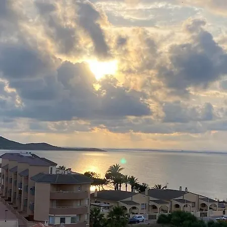 Vistas Al Mar Apartment *